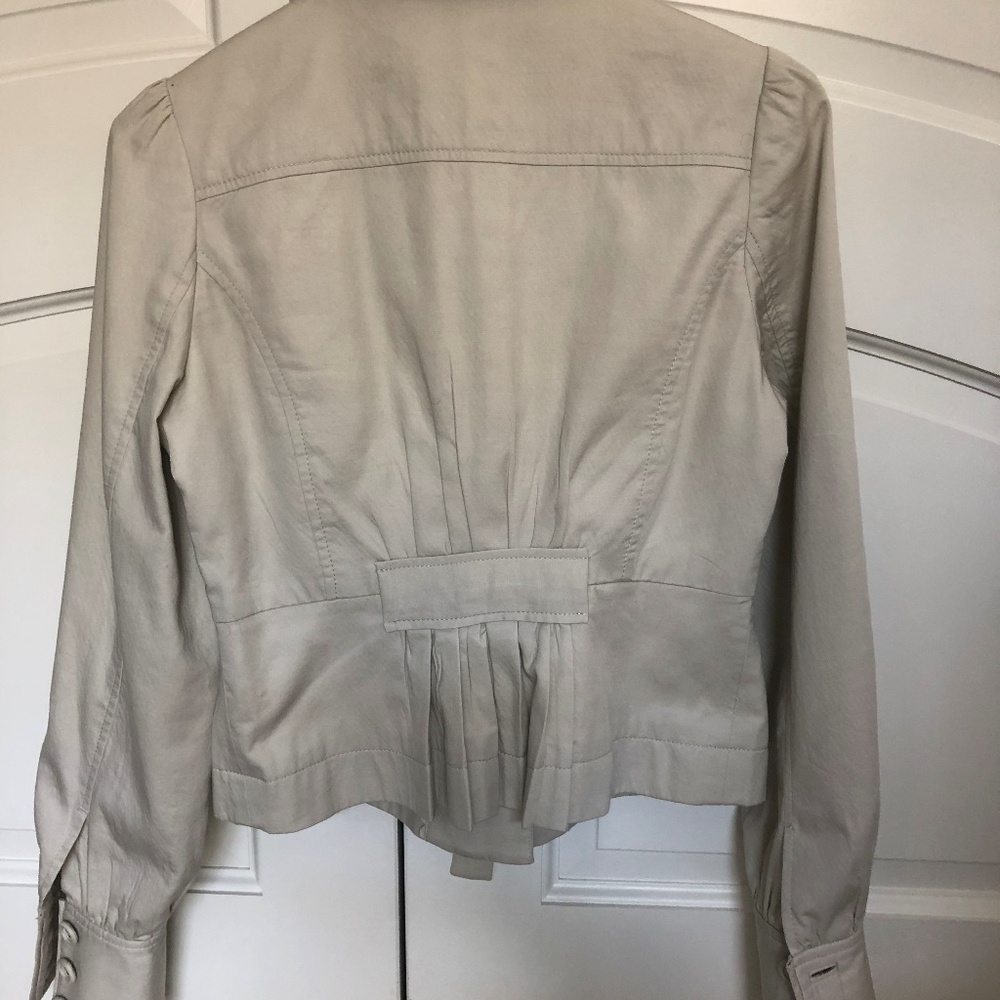 Button Down Jacket With Tie - image 6